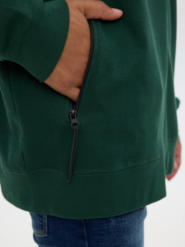 Color block sweatshirt dark green detail view