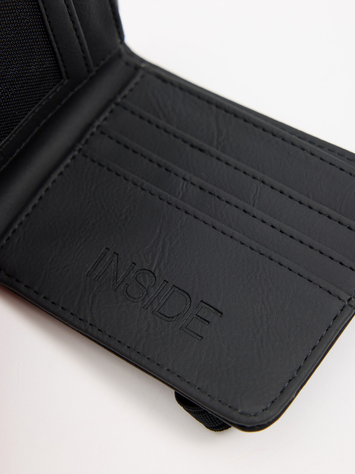 Leather effect wallet with elastic closure black 45º side view