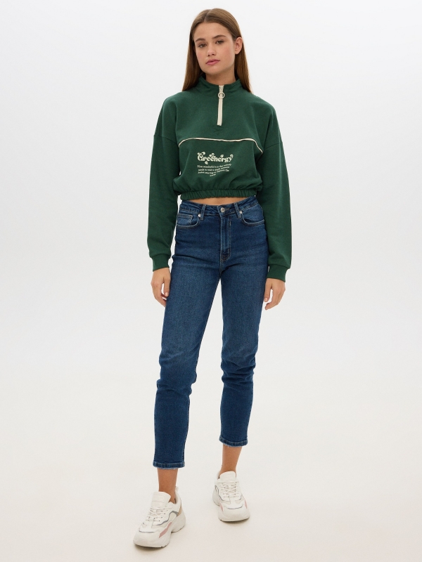 Cropped sweatshirt with zipper green front view
