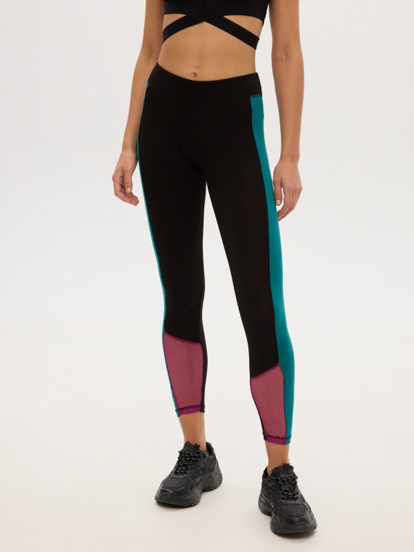 Leggings with print black middle front view