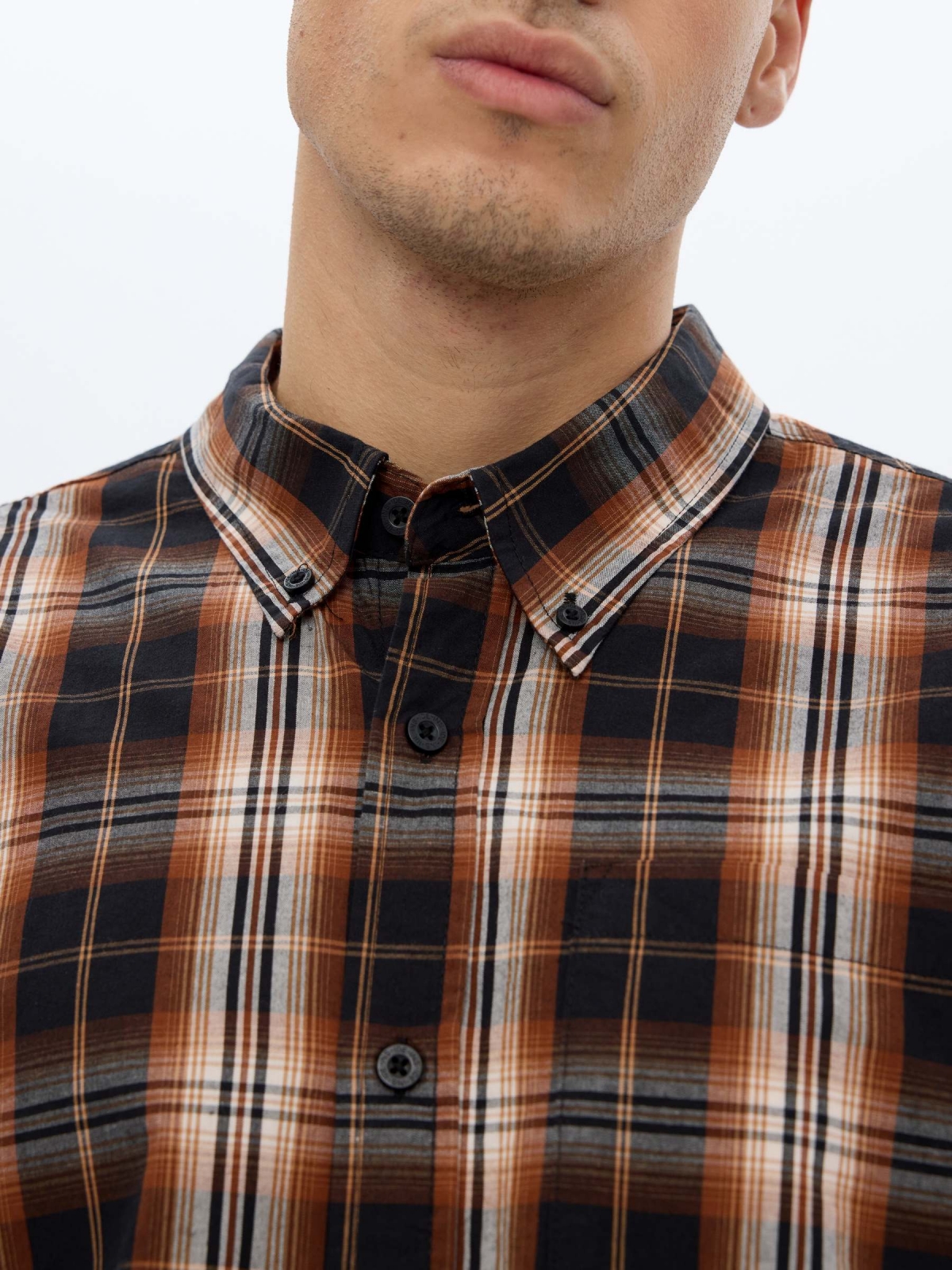 Plaid shirt brown detail view