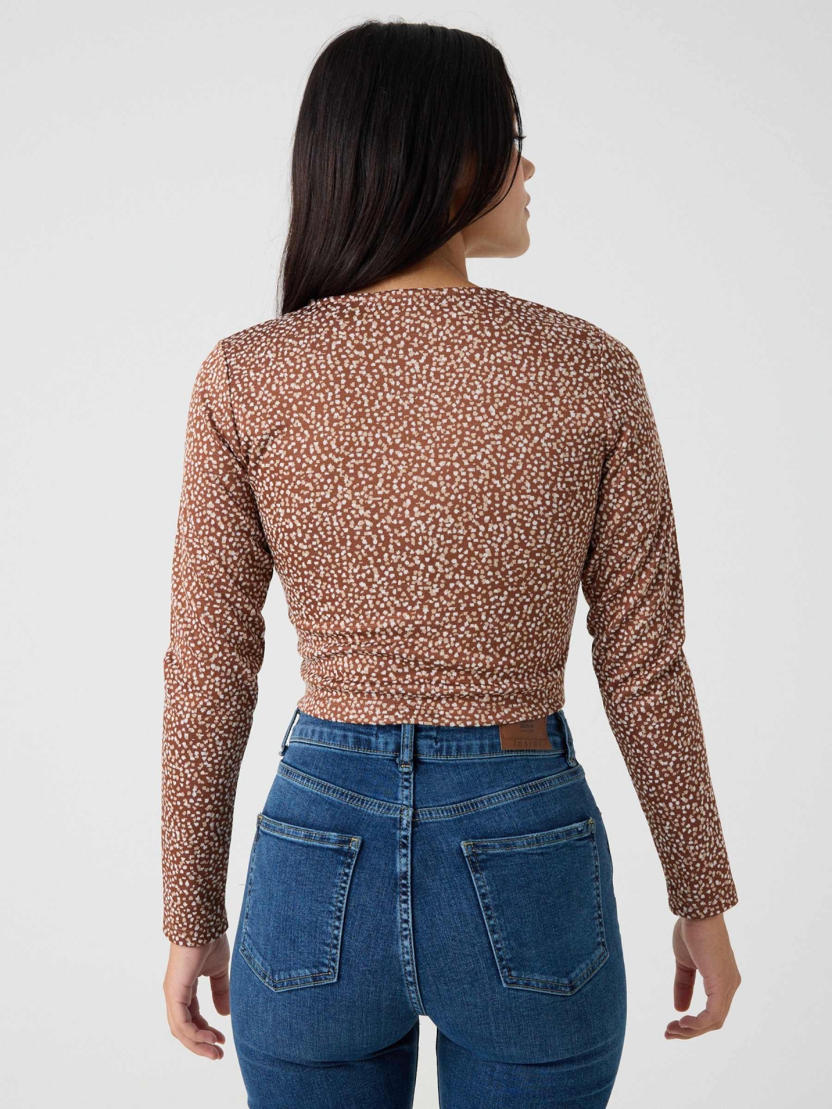 Ruffled T-shirt with print dark brown middle back view