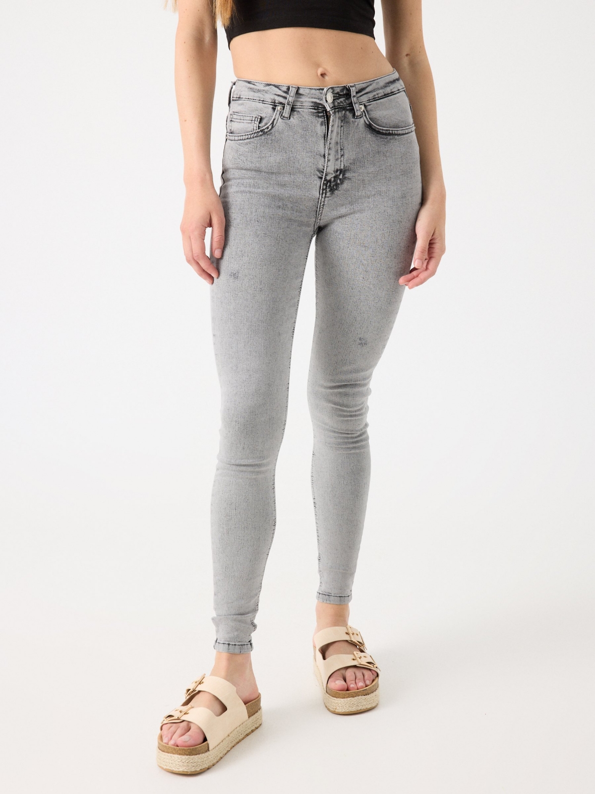 Washed gray skinny jeans grey middle front view