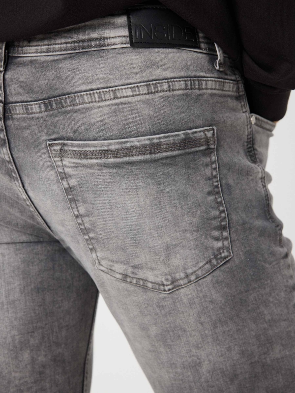 Basic jeans grey detail view