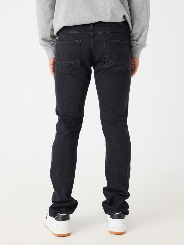 Jeans regular em preto lavado preto vista meia traseira