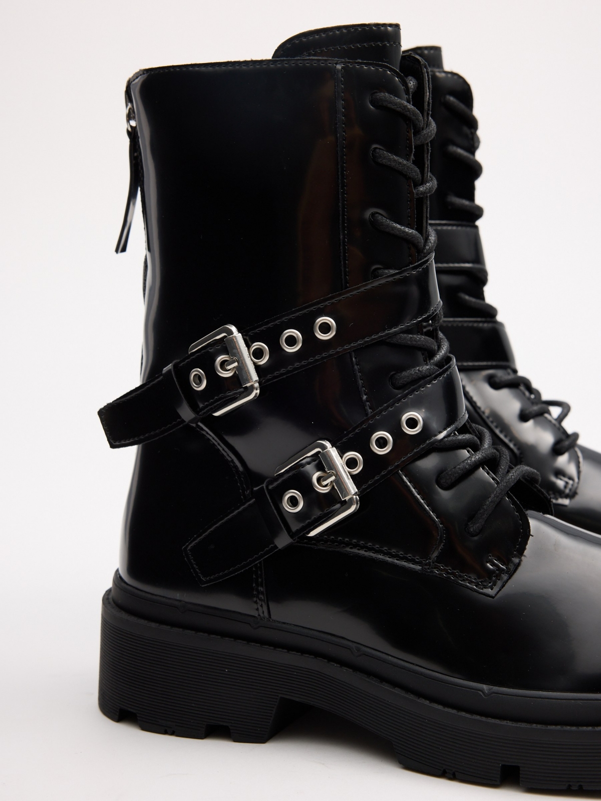 Fashion buckles ankle boots detail view