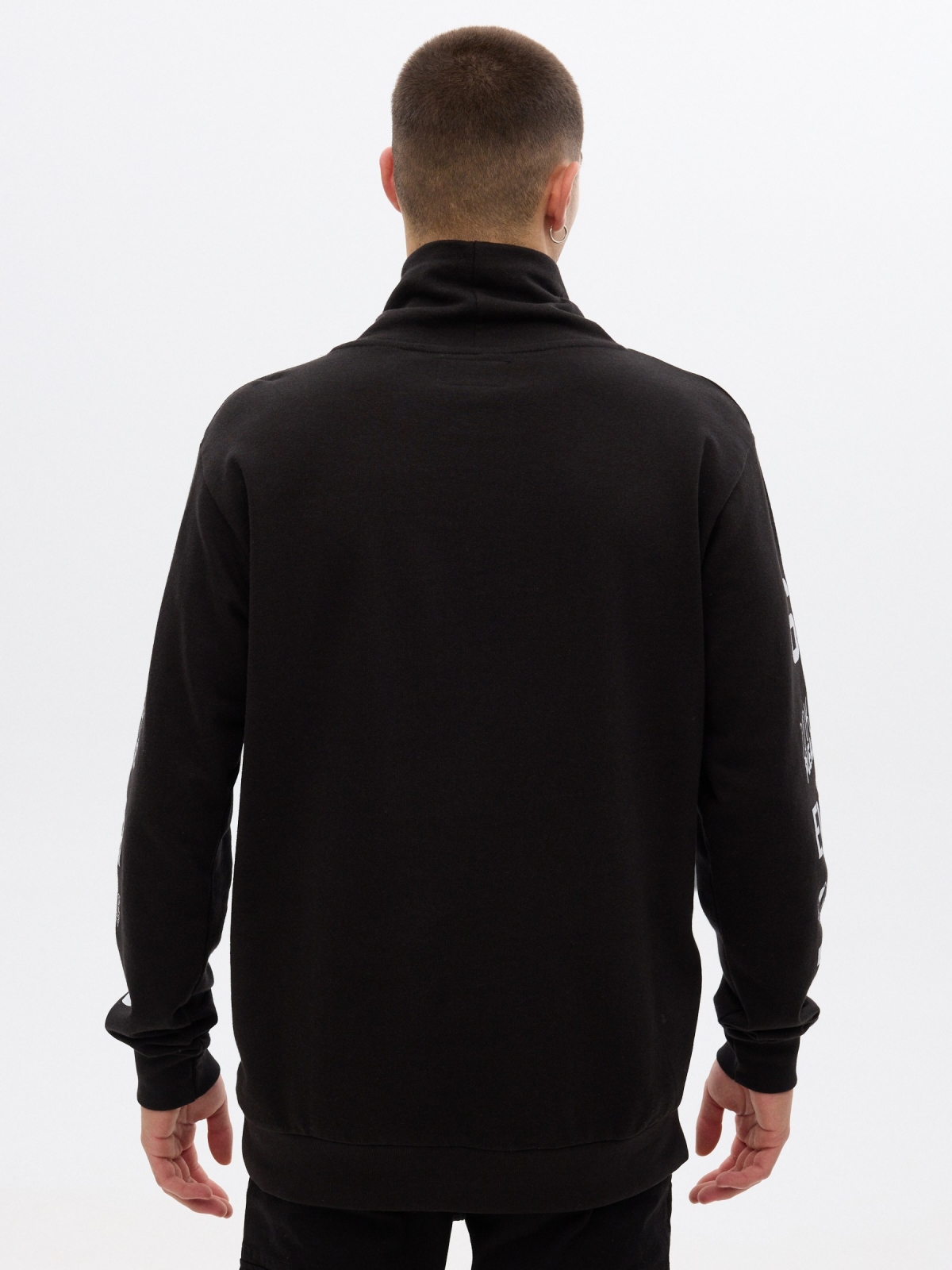 Color block sweatshirt preto vista meia traseira