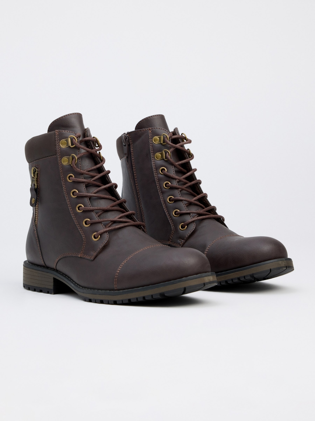 Brown military boot with zipper detail earth brown 45º front view