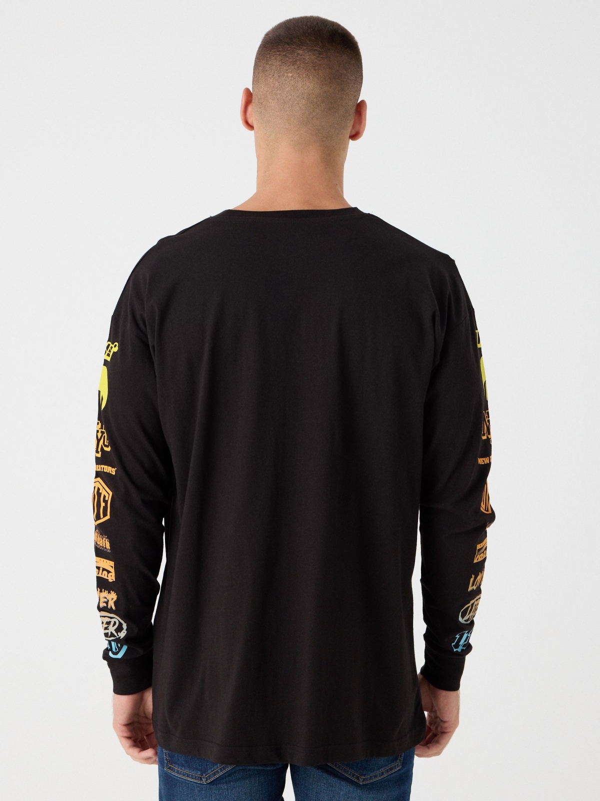 Festival printed T-shirt black middle back view