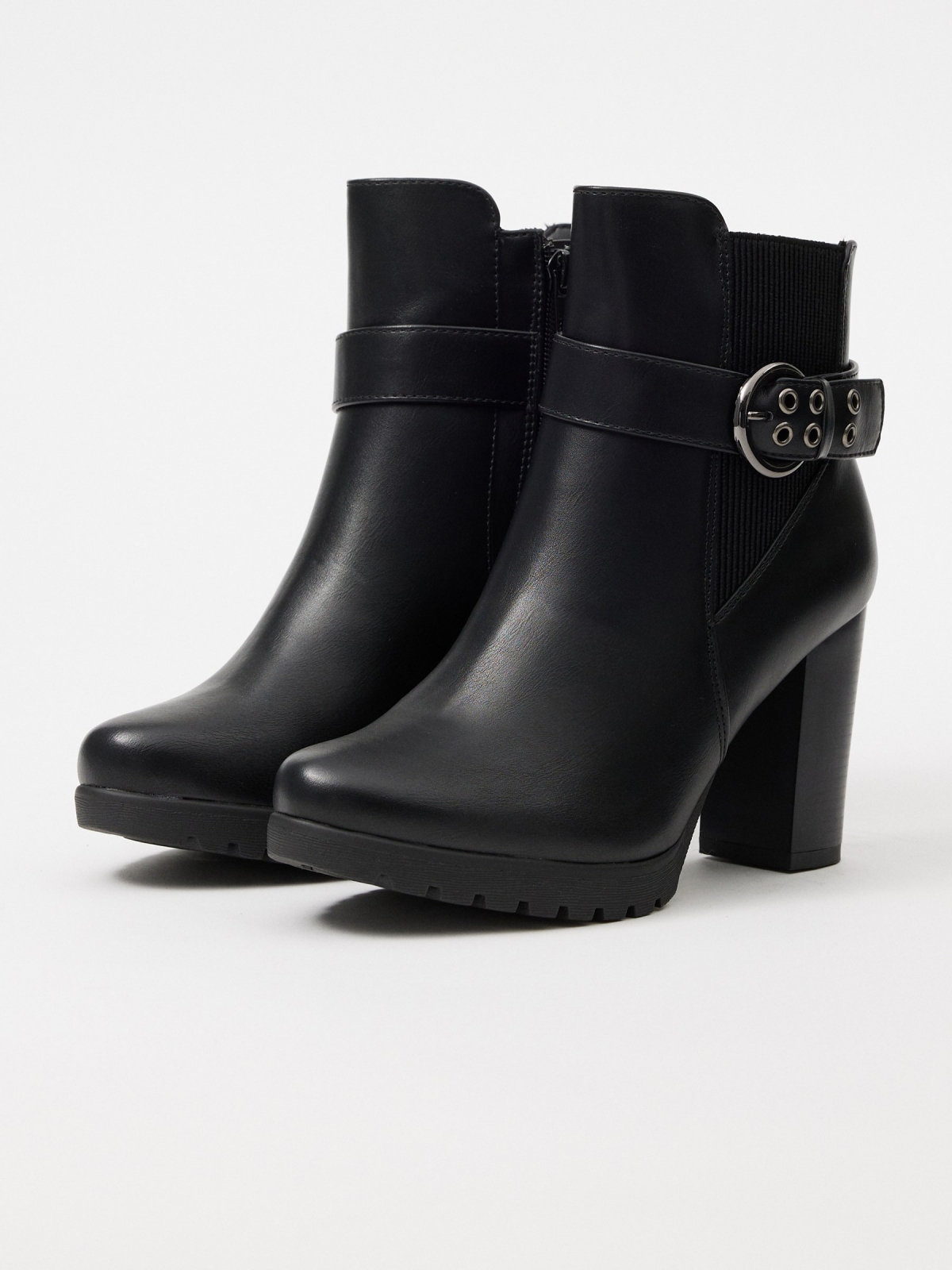 Faux leather ankle boot with elastic black 45º front view