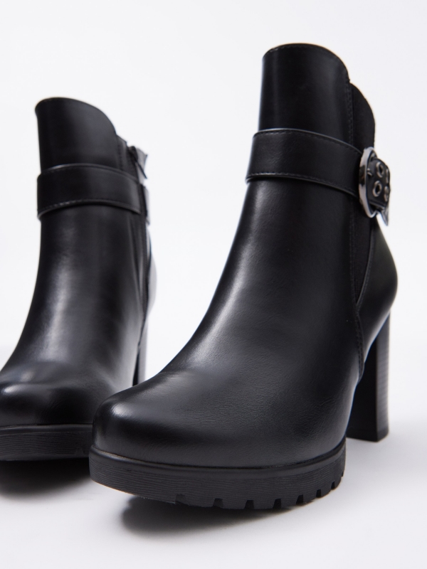 Faux leather ankle boot with elastic black detail view