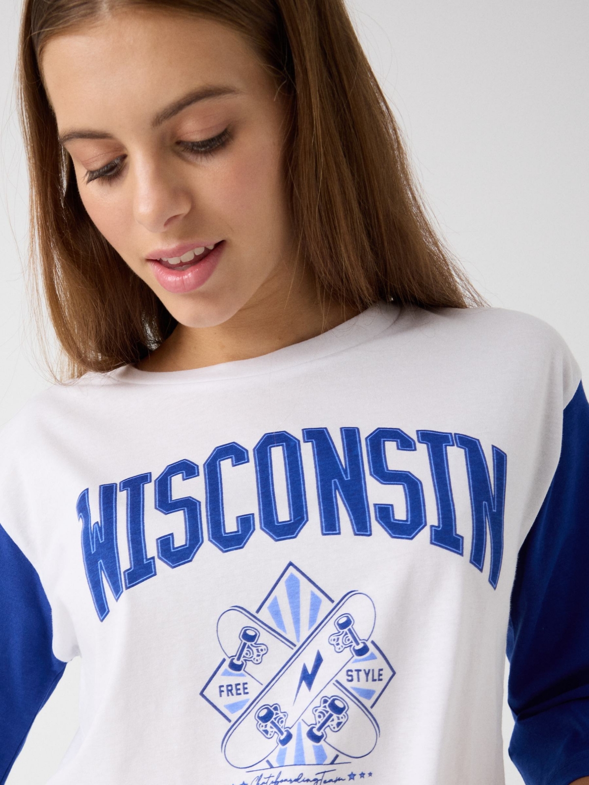 T-shirt com estampa de Wisconsin índigo vista detalhe