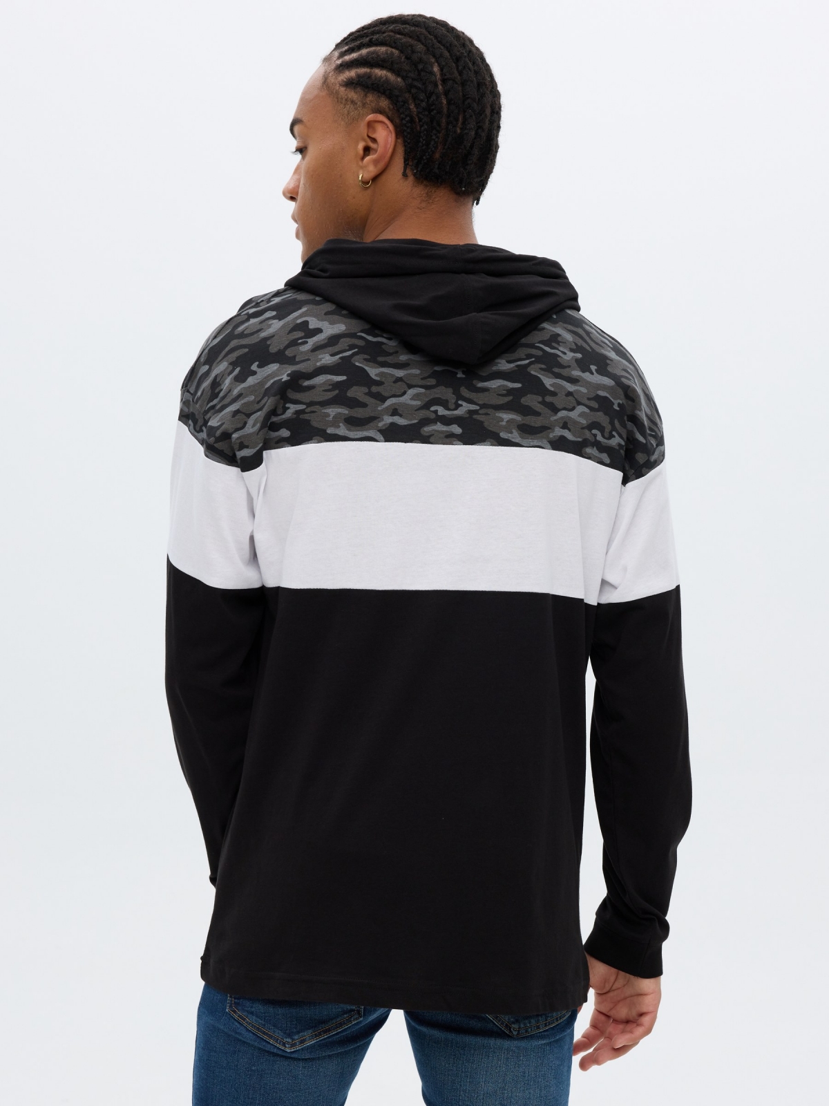 Camouflage hooded t-shirt black middle back view