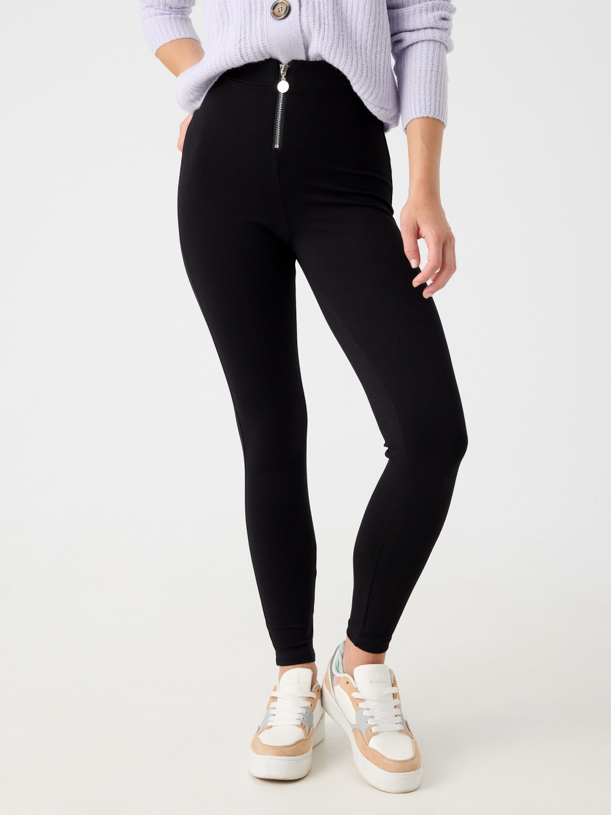 High-waisted zip-up leggings black middle front view