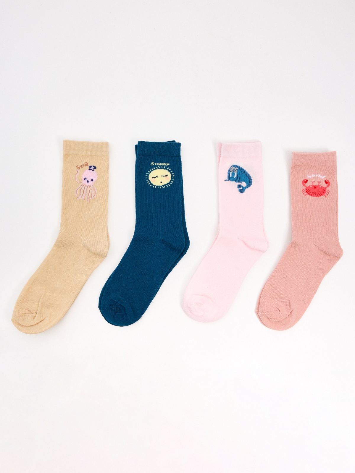 Pack of 7 printed socks multicolor with a model