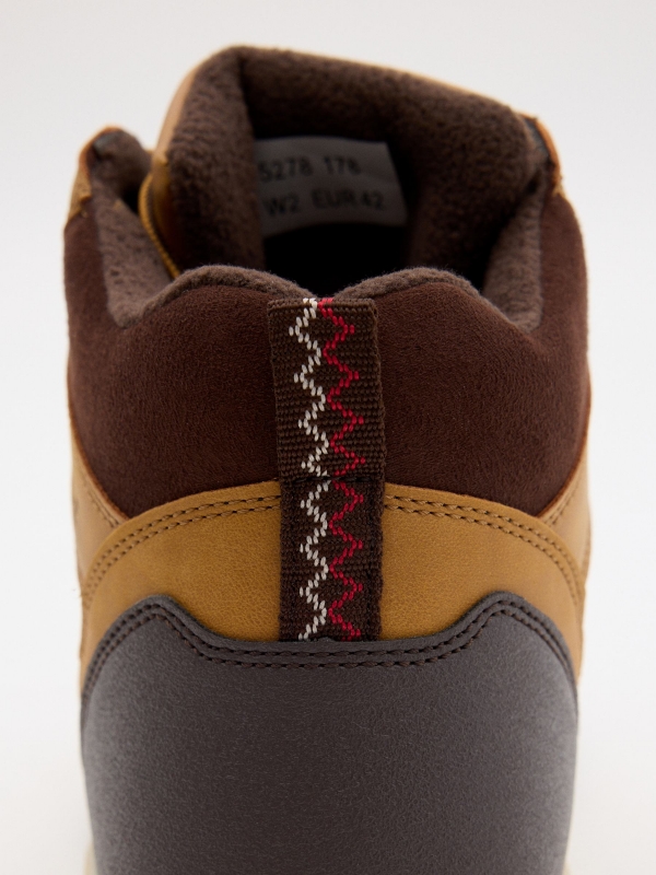 Combined mountain boot camel detail view