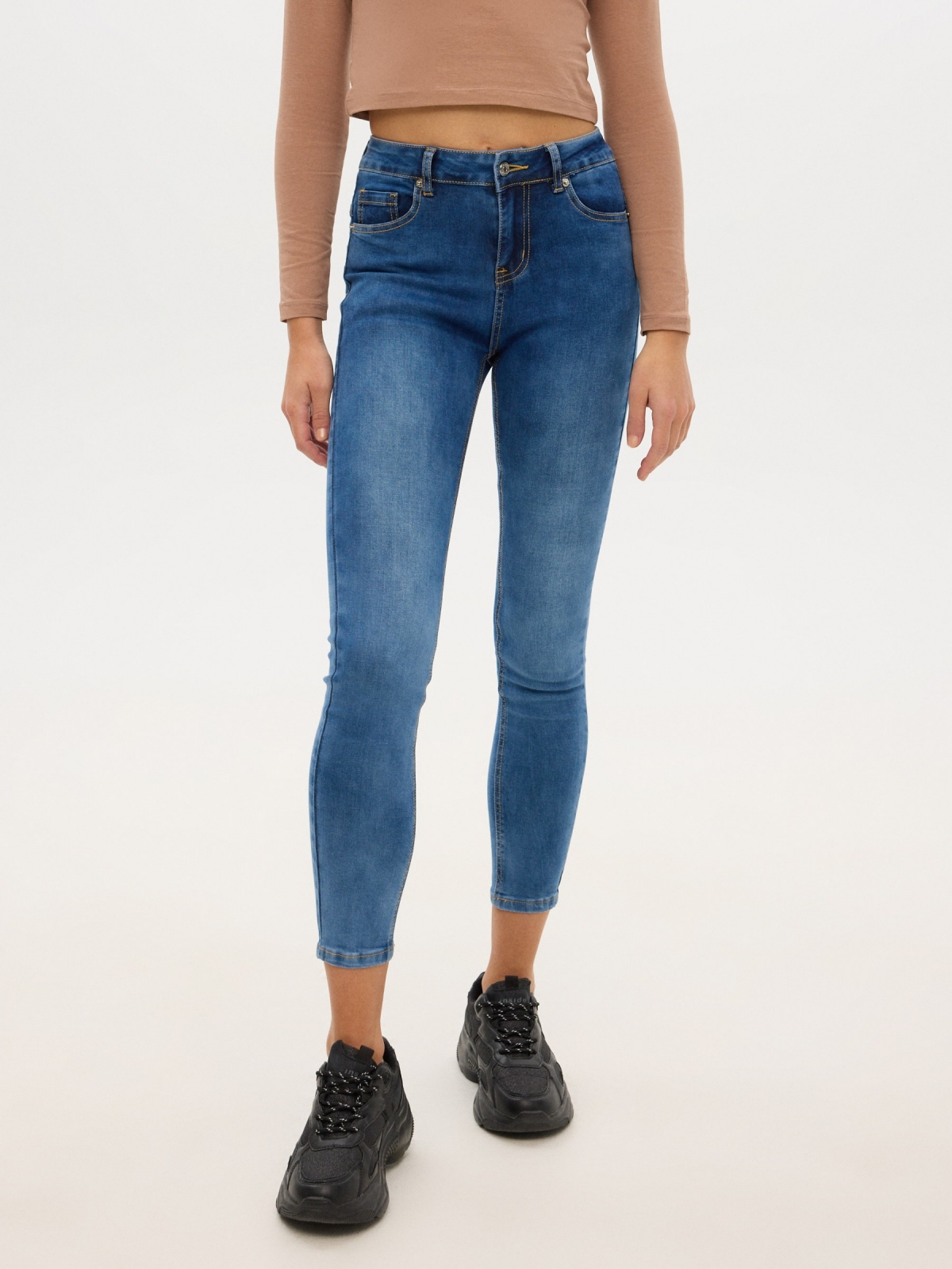 Blue push-up skinny jeans blue middle front view