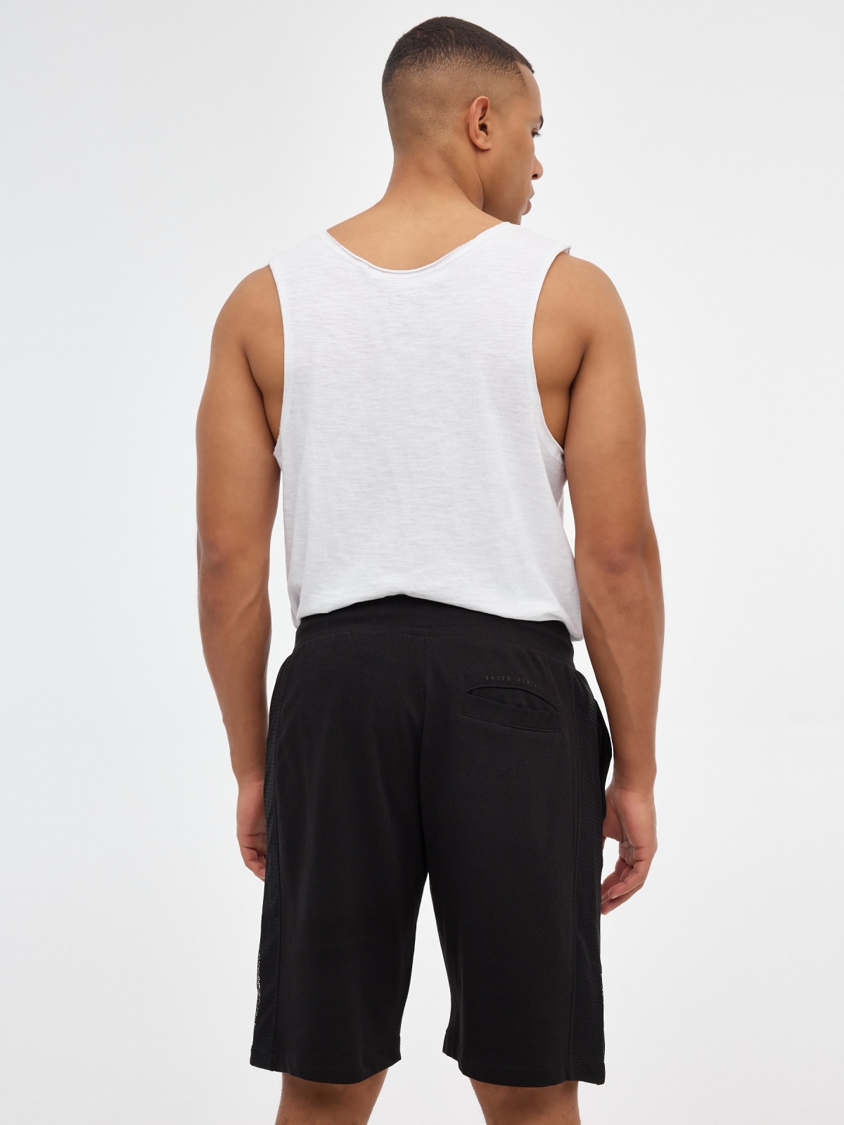 Sporty jogger bermuda shorts black middle back view