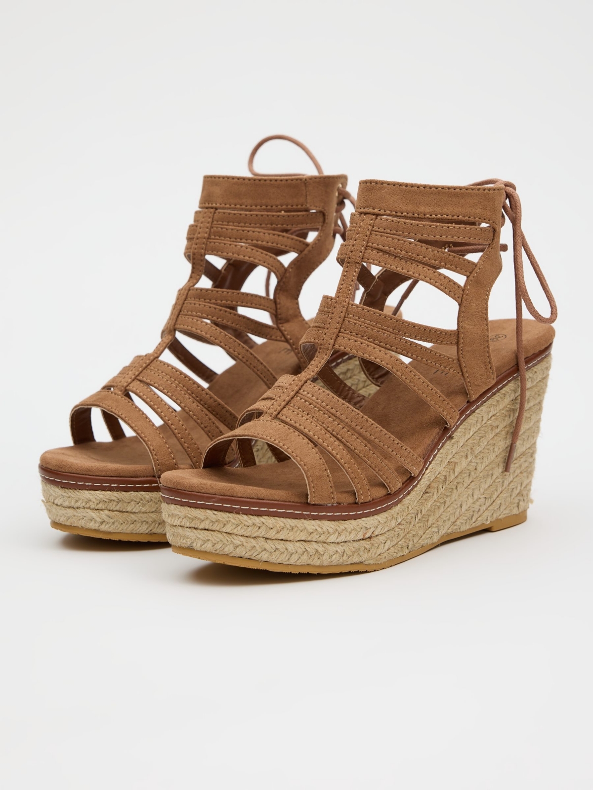 Miltiras wedge with lace earth brown 45º front view