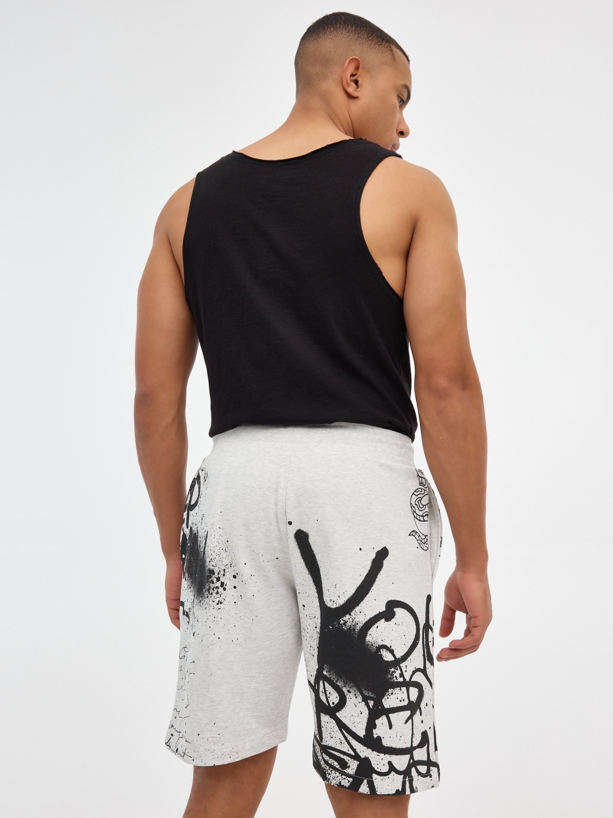 Bermuda jogger shorts with graffiti print light grey vigore middle back view