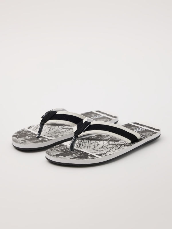 Leatherette toe sandal dark grey 45º front view