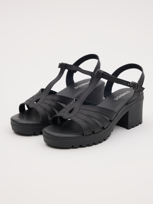 Strappy sandal with straps black 45º front view