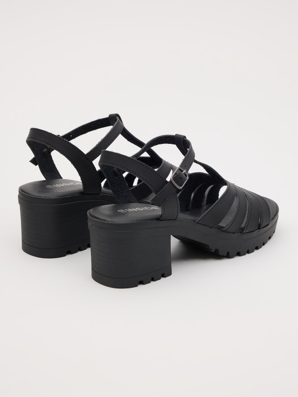 Sandalia de plaforma con tiras negro vista trasera 45º