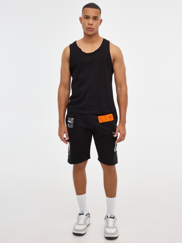 Printed cargo jogger bermuda shorts black front view