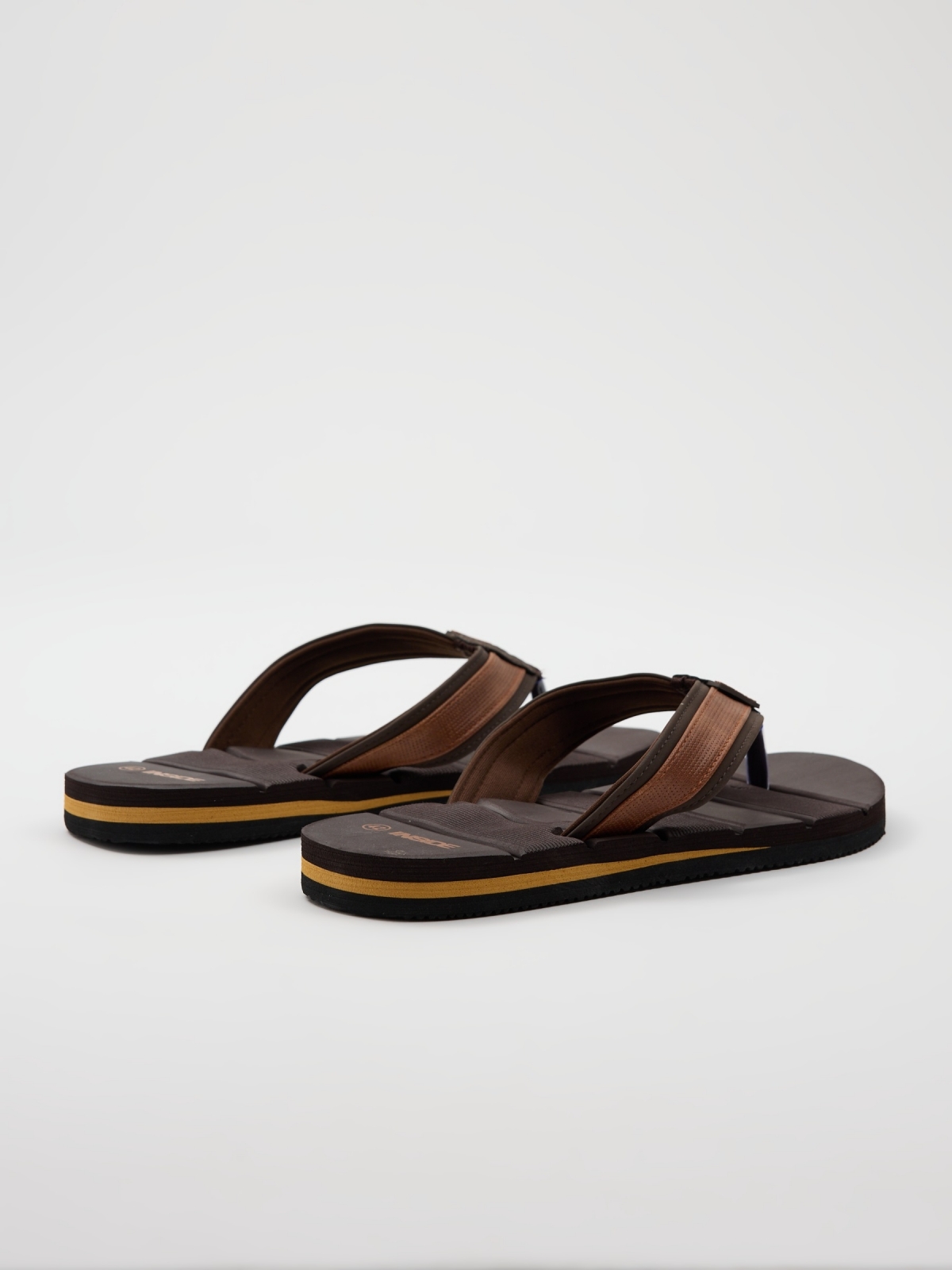 Comfort toe sandal with sole dark brown 45º back view
