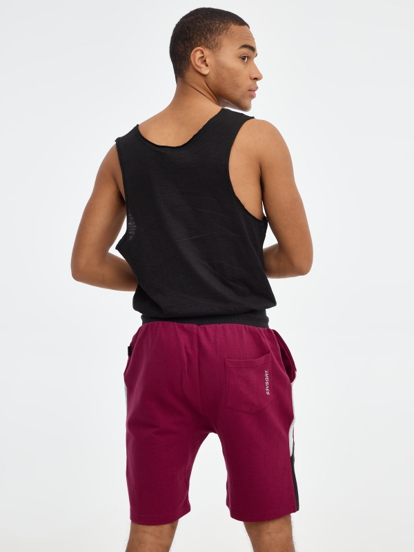 Bermuda jogger shorts maroon block color garnet middle back view