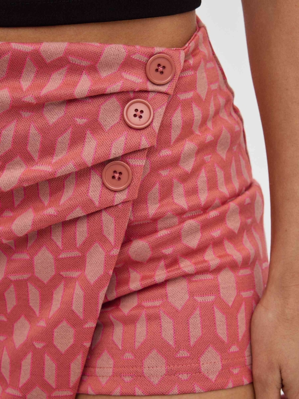Skort de sarongue geométrico rosa pó vista detalhe
