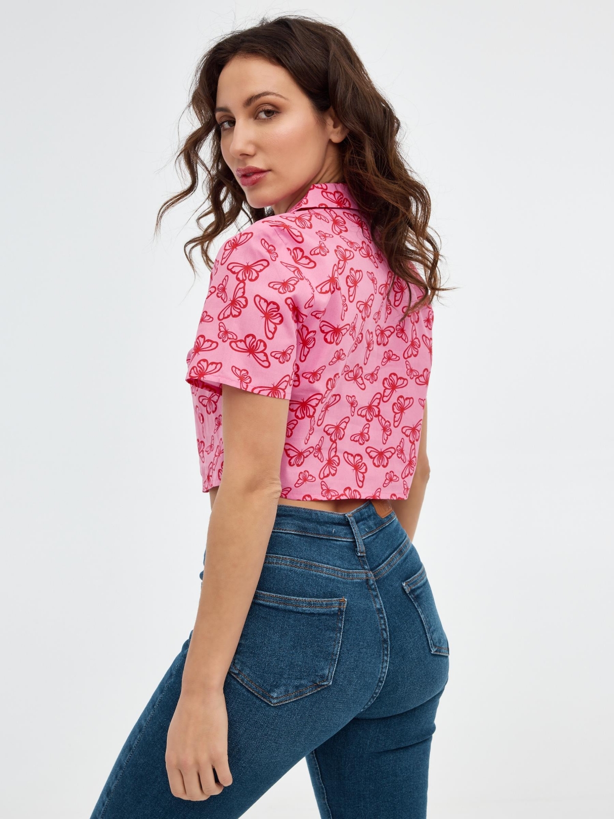 Printed crop shirt bubblegum pink middle back view