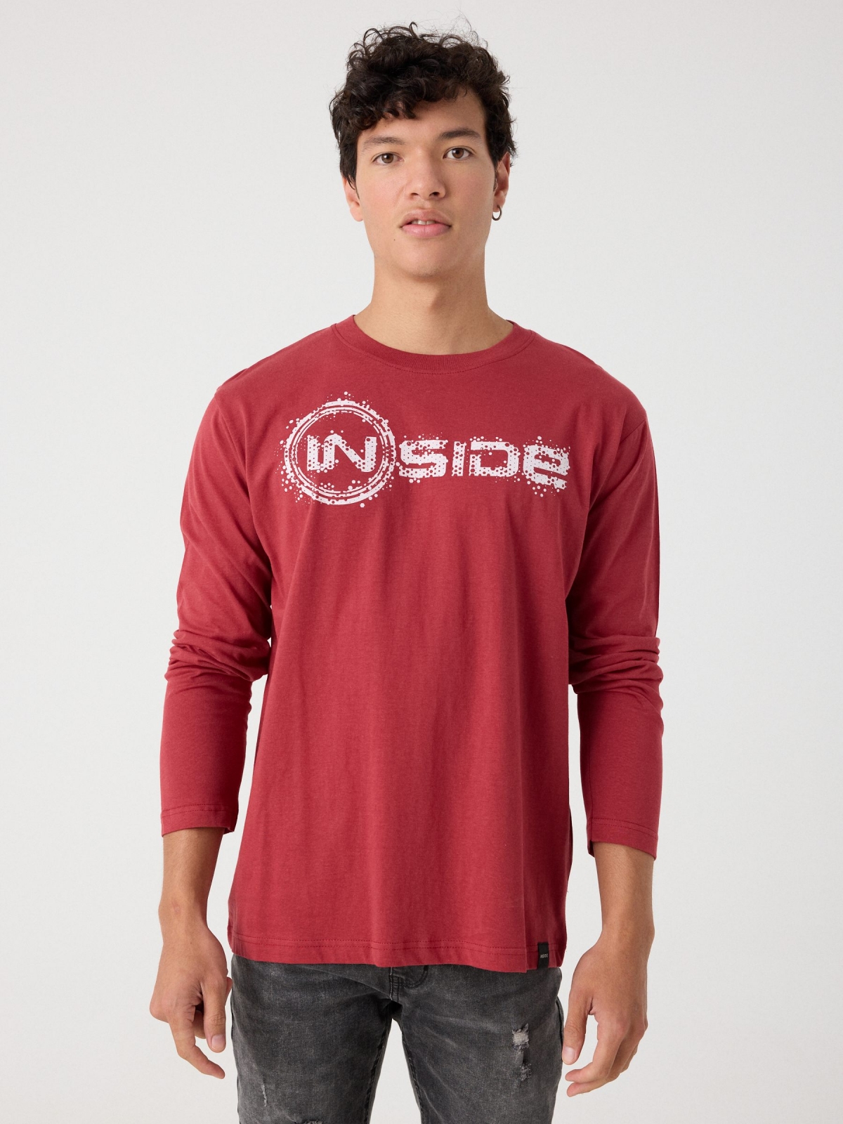 Inside print t-shirt red middle front view