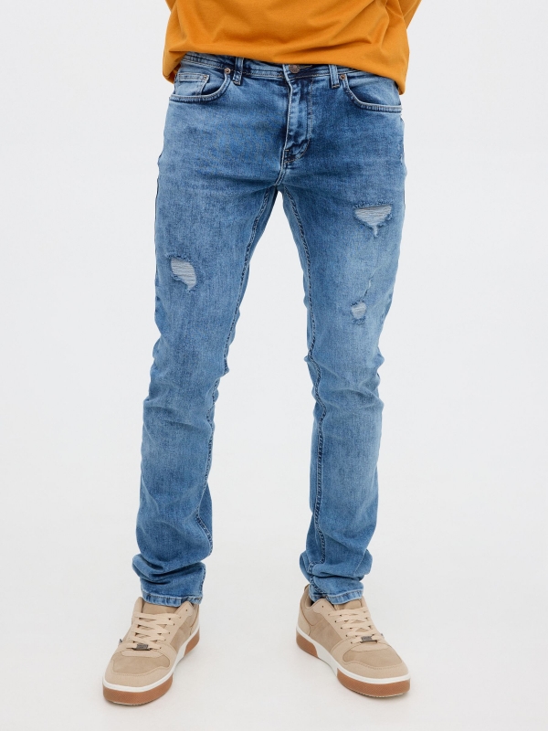 Jeans slim azul vista media frontal