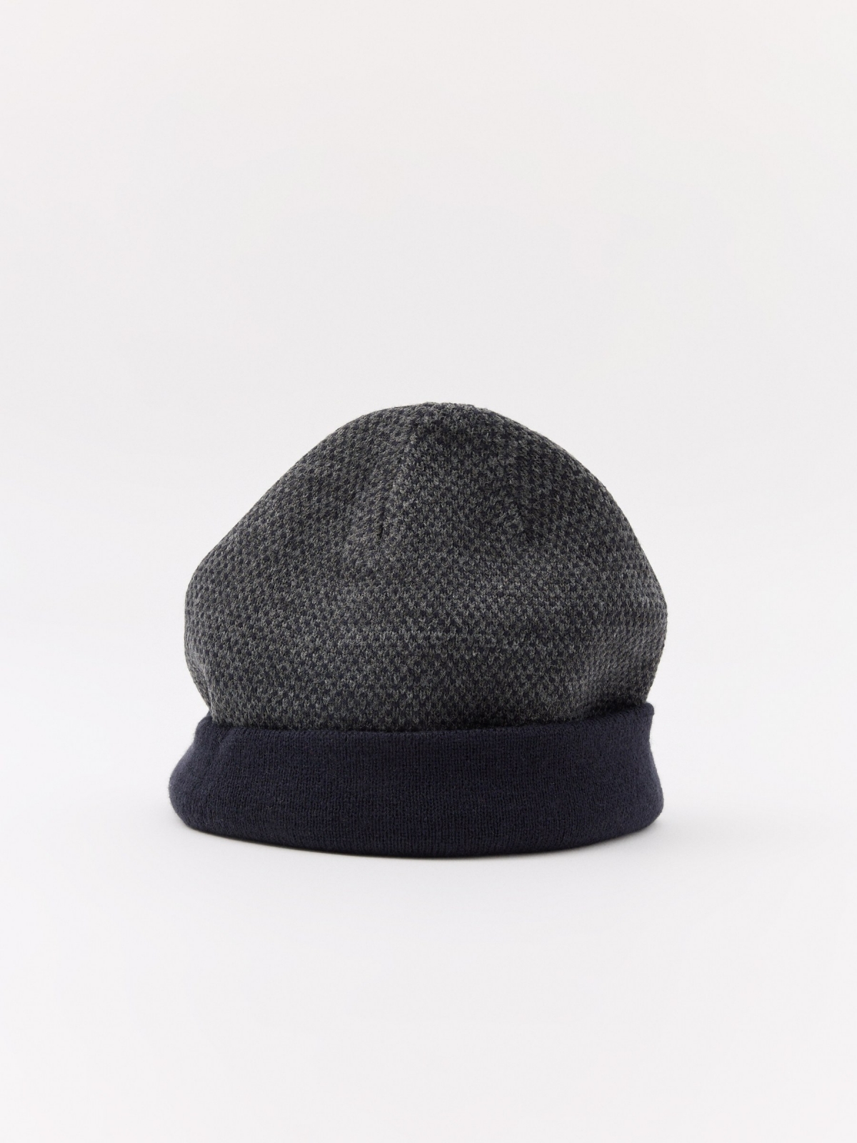 Dark gray cap