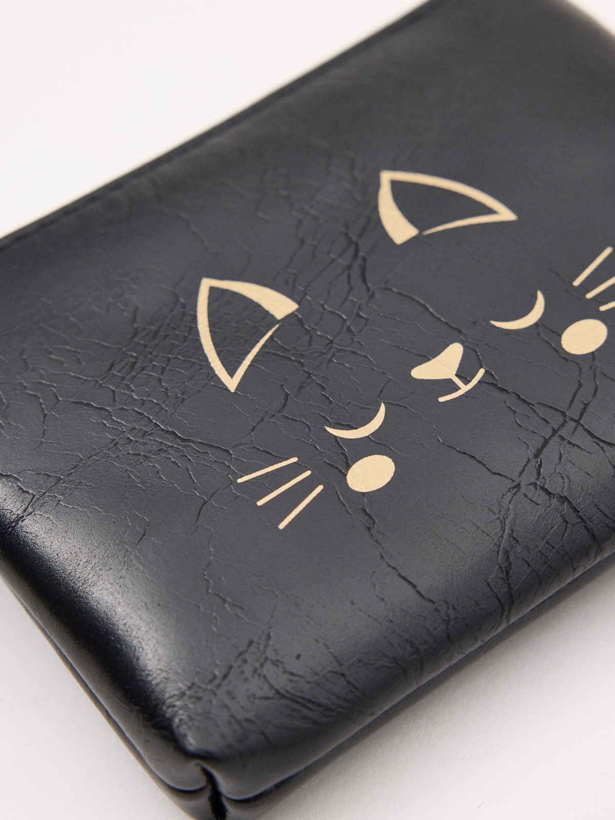 Carteira de impressão de gato preto vista detalhe