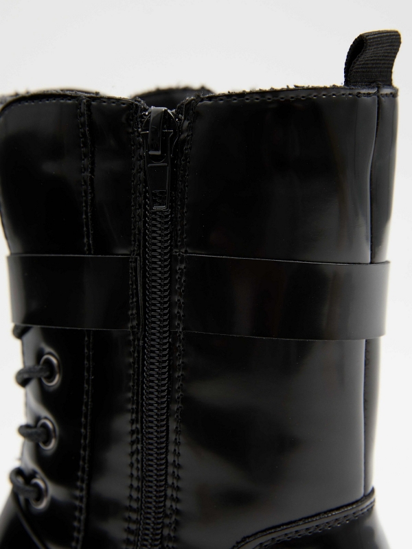 Zipper buckles ankle boots black detail view
