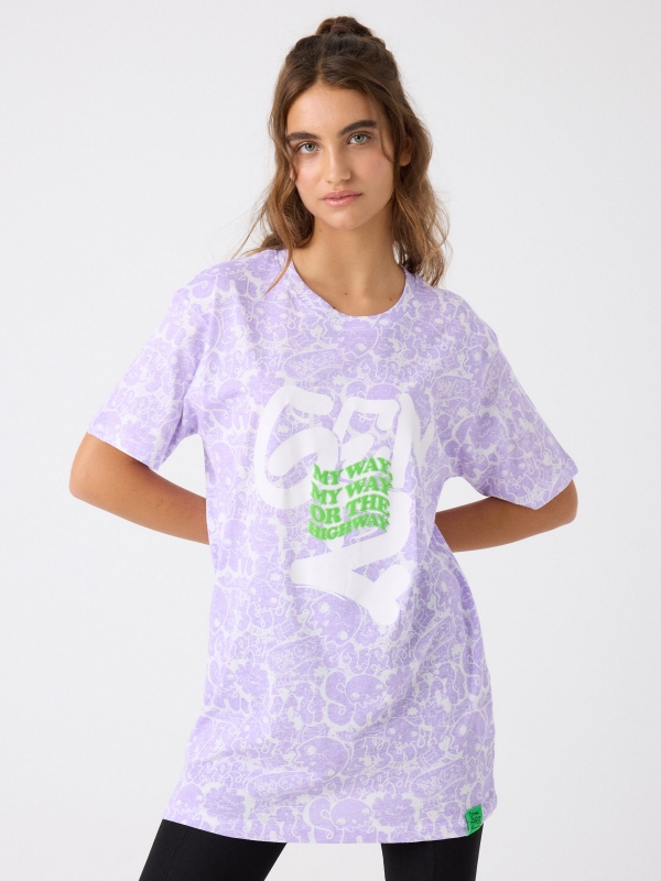 Oversize T-shirt with print white middle front view