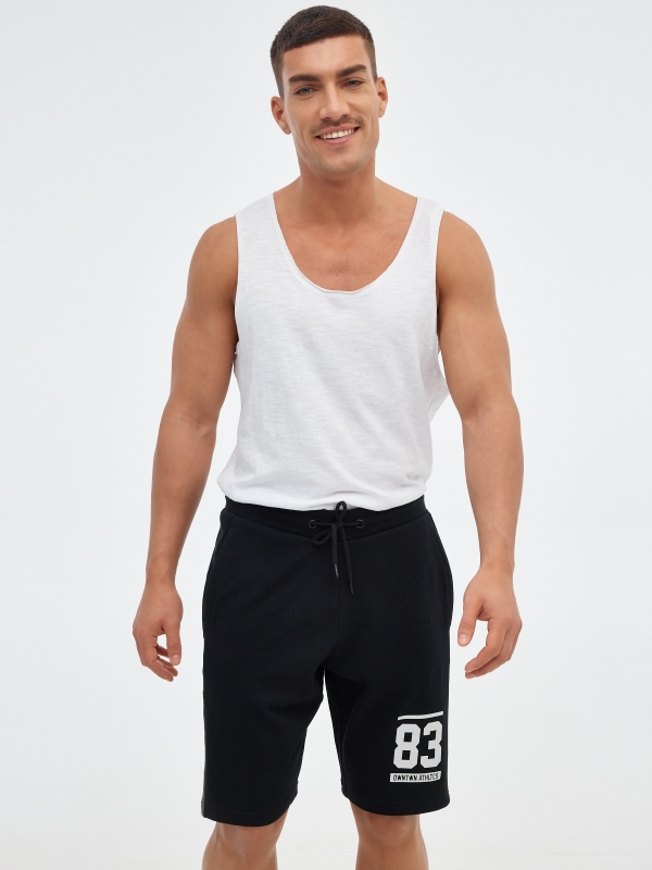 Sport jogger bermuda shorts black middle front view