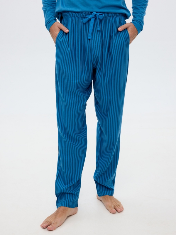 Pijama azul pantalón rayas azul vista detalle
