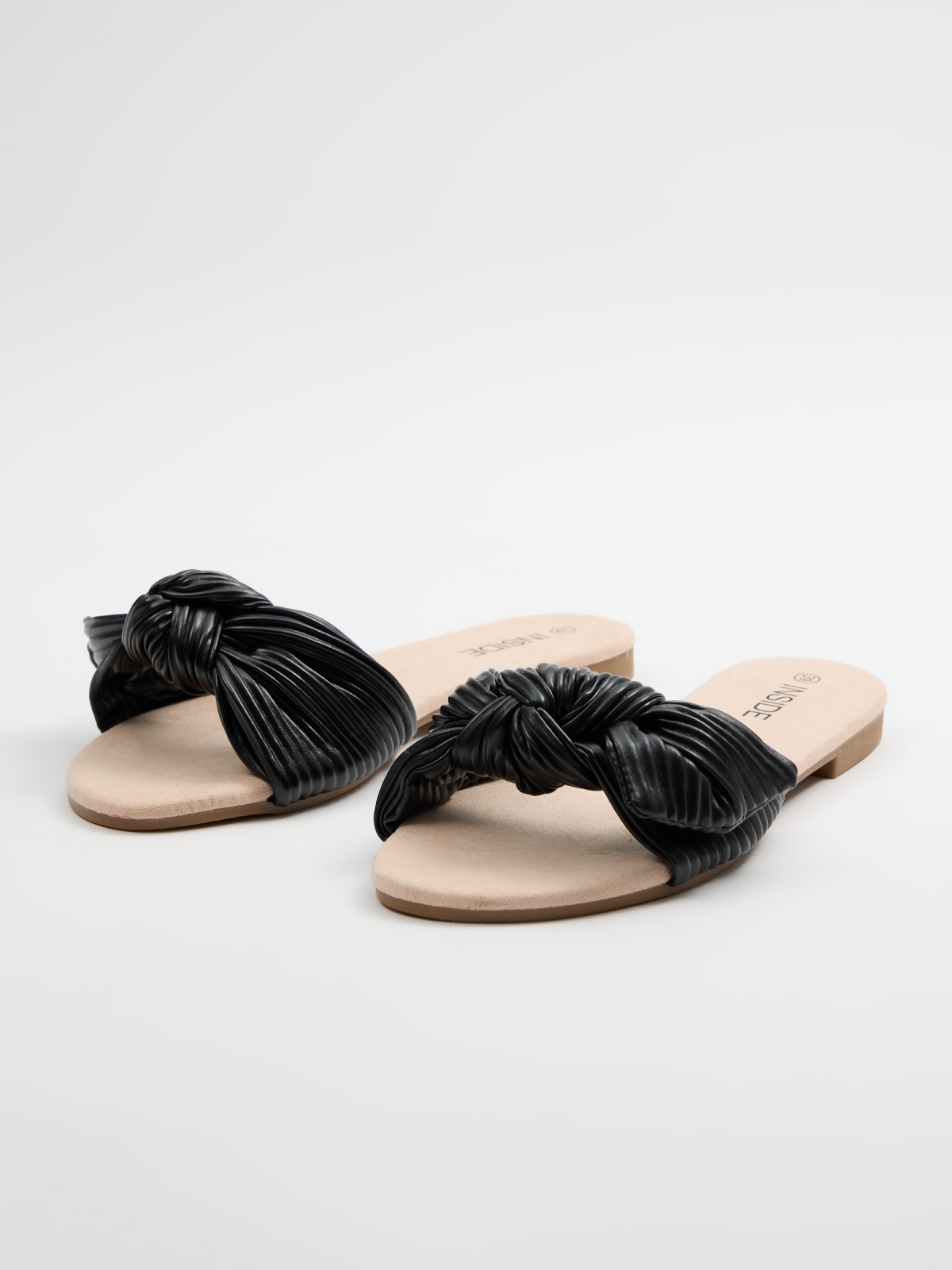 Tie up sandals with pleats black/beige 45º front view