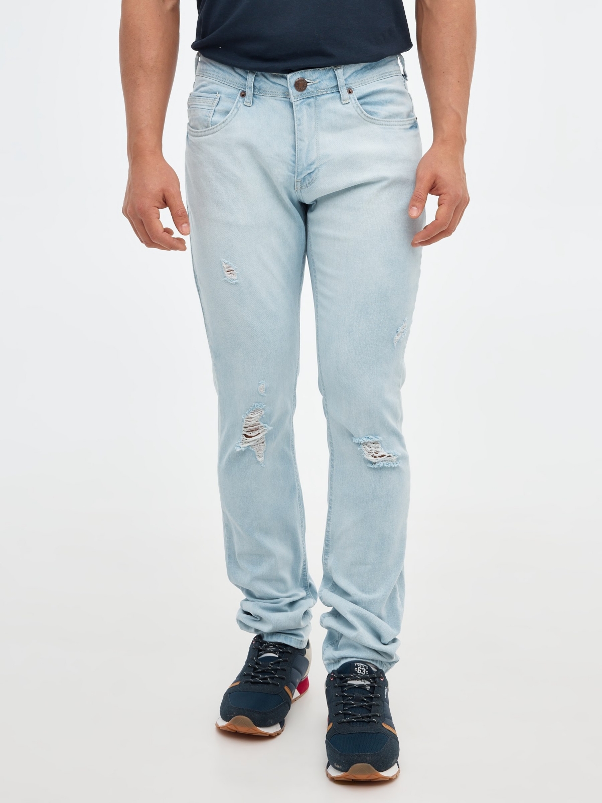 Light blue slim jeans blue middle back view