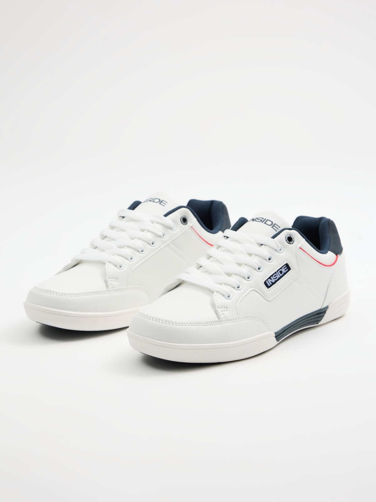 Sneaker casual INSIDE white 45º front view