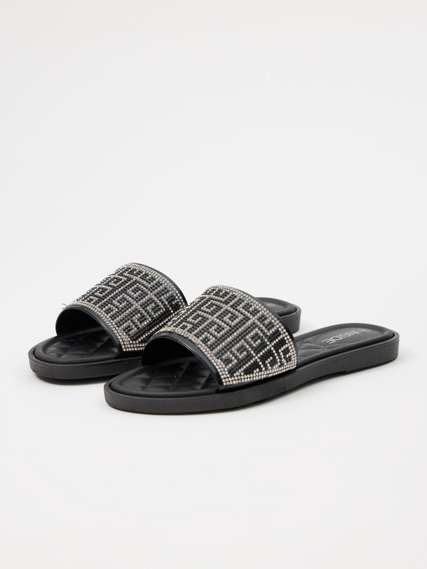 Padded sandal with glitter black 45º front view