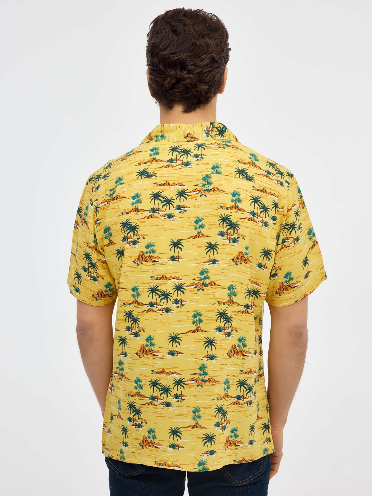 Total print palm tree shirt yellow middle back view
