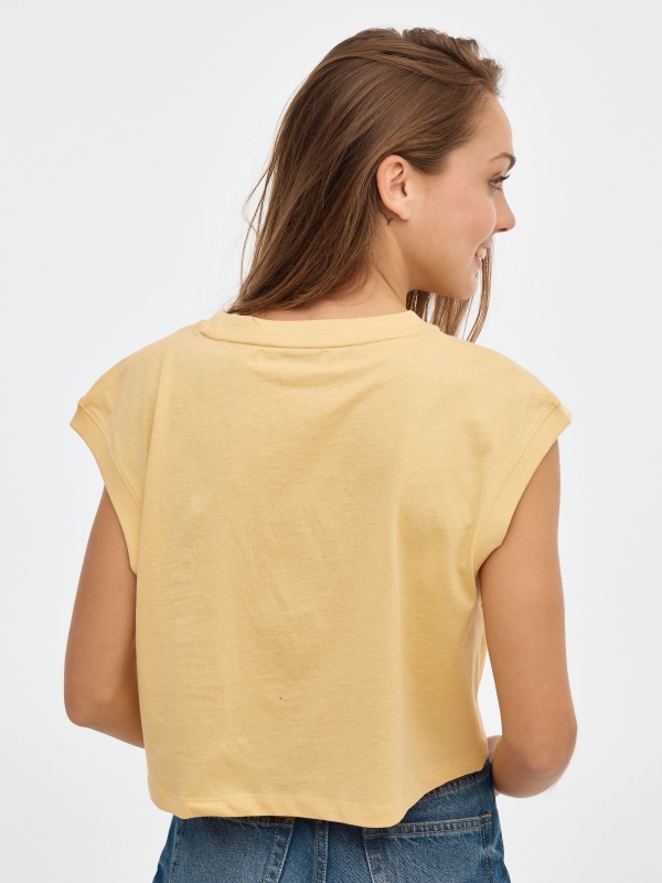 Camiseta crop cactus amarillo claro vista media trasera