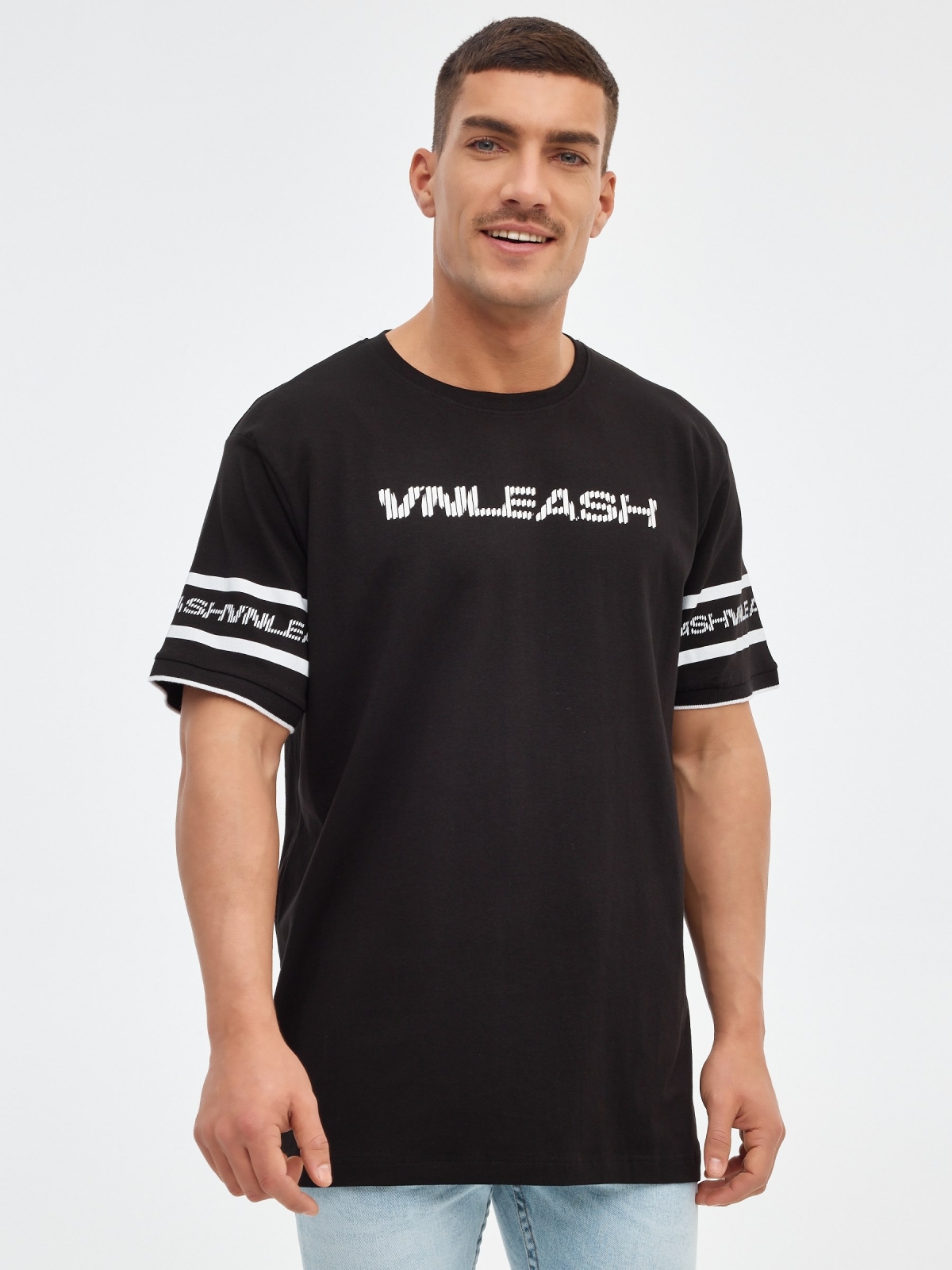 Sports T-shirt black middle front view