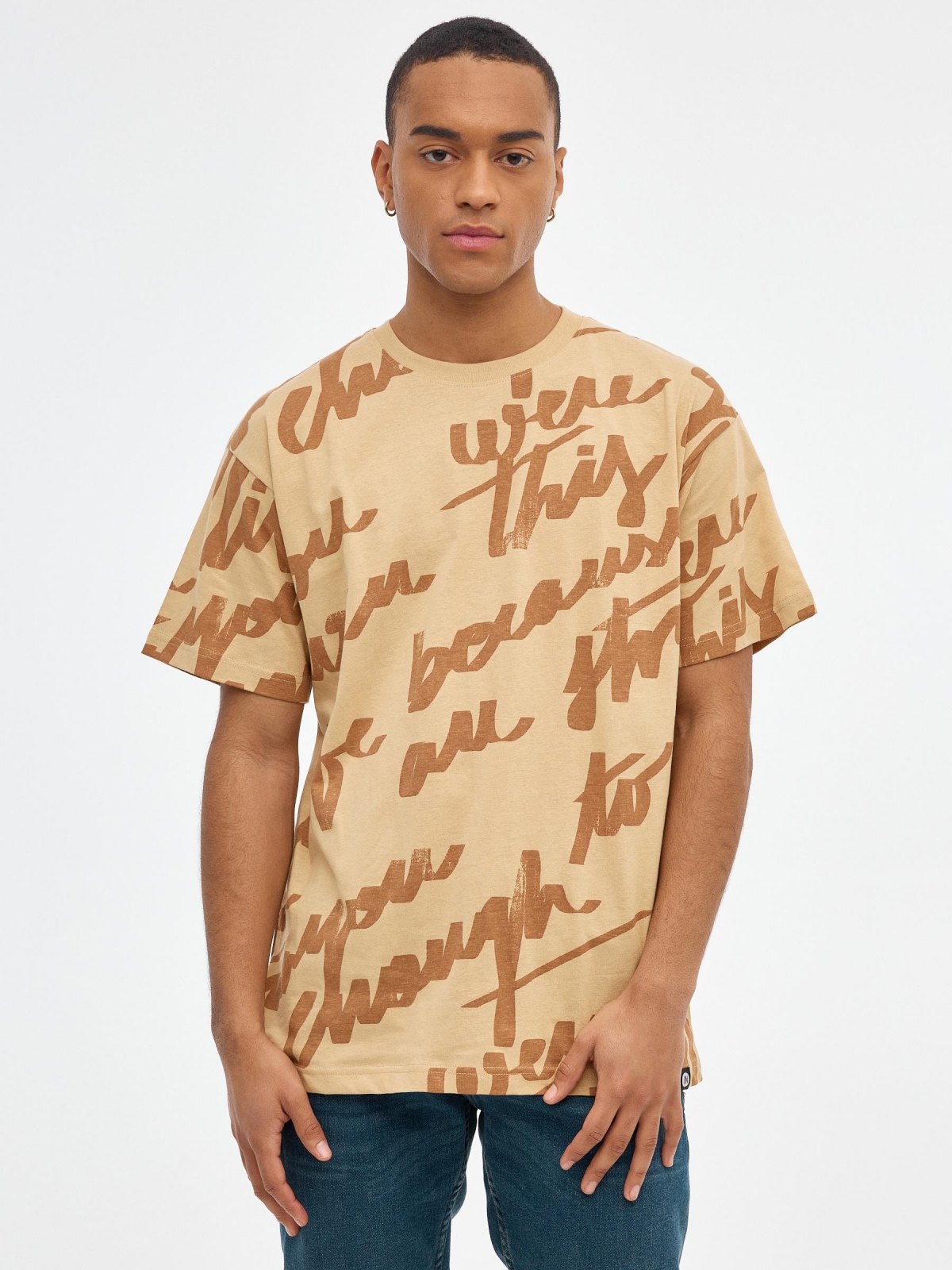 Text print t-shirt earth brown middle front view