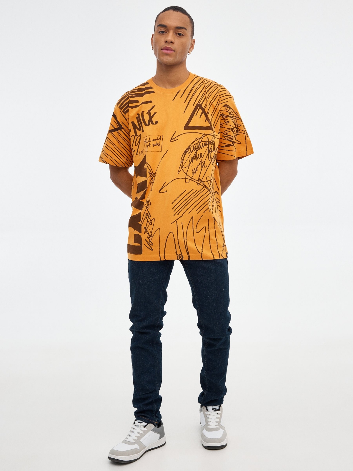 Oversized T-shirt with text print ochre front view