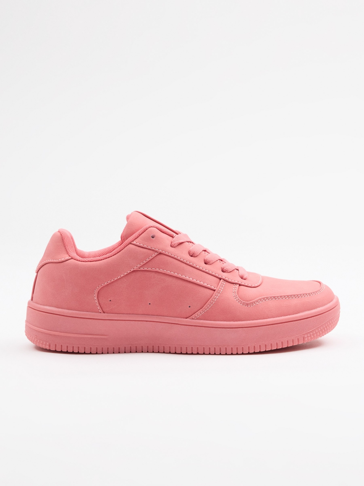 Pink casual sneaker coral